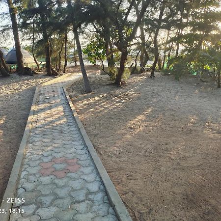 His Grace Sea View Cottages - Private Beach At Malpe 우두피 외부 사진