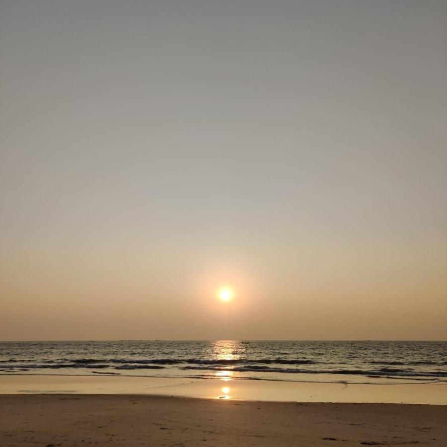 His Grace Sea View Cottages - Private Beach At Malpe 우두피 외부 사진