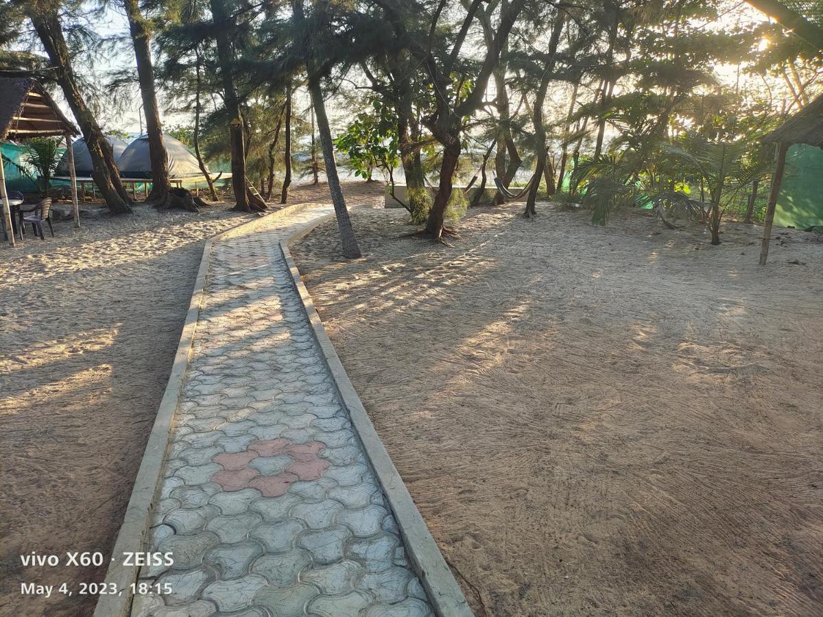 His Grace Sea View Cottages - Private Beach At Malpe 우두피 외부 사진